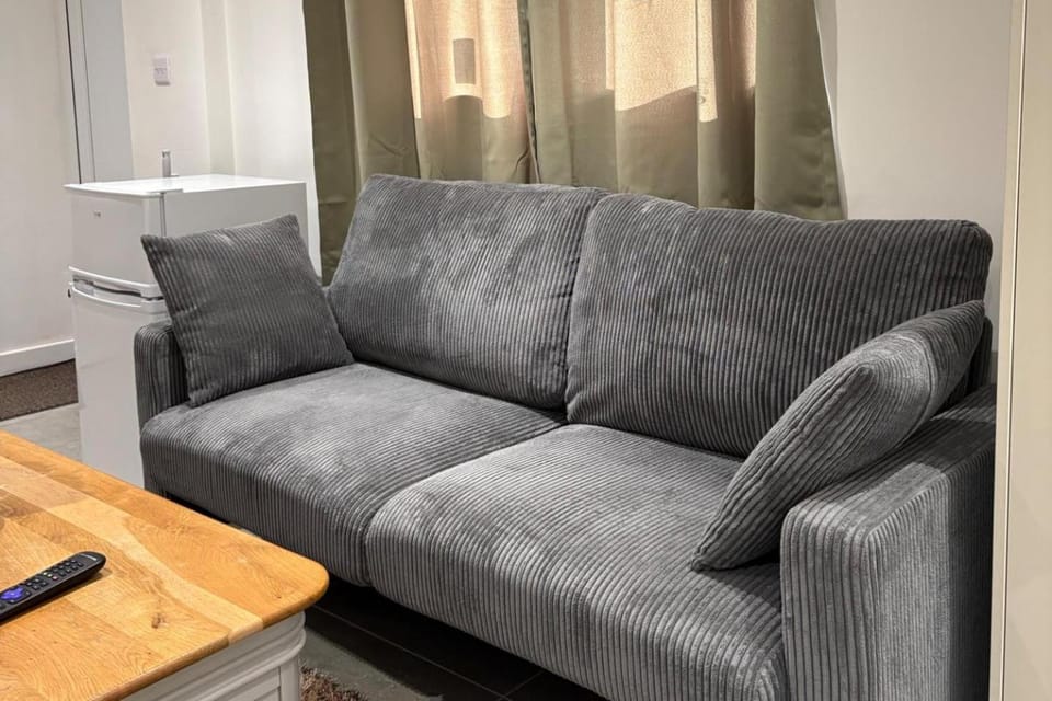 Guesthouse Sleeps 2 with Parking House in Liverpool