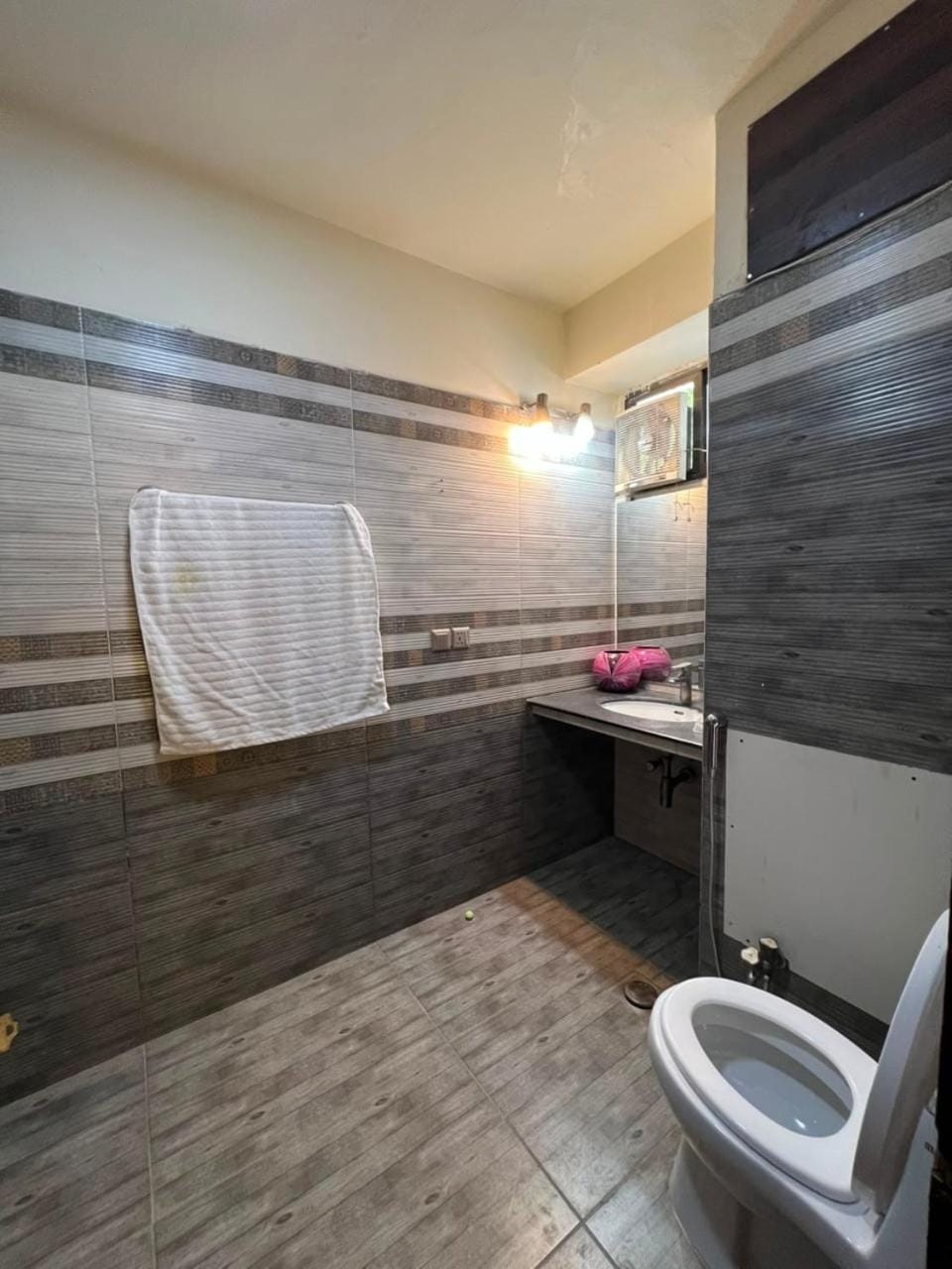 3 BDR Modern Apartment islamabad Apartment in Islamabad Capital Territory
