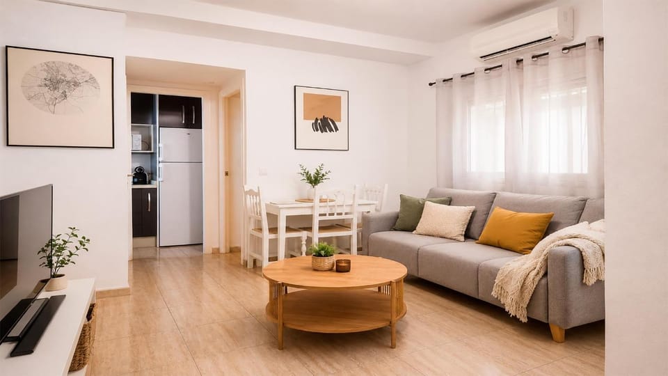 TV and multimedia, Living room, Seating area
