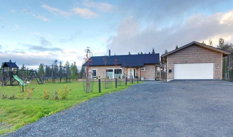 Modern Log Home in Rovaniemi House in Rovaniemi