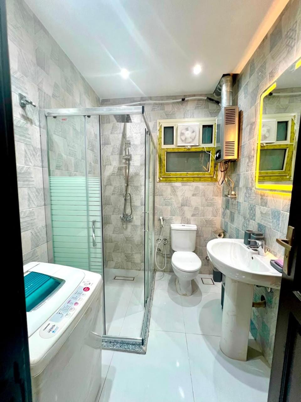 Panoramic Zayed Stay Luxury Comfort مكيفه بالكامل Apartment in Egypt