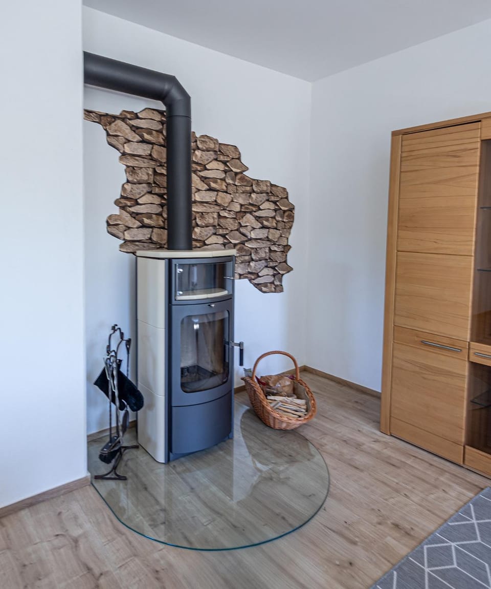 Living room, fireplace