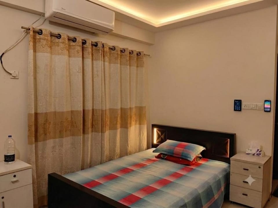 R4 Cozy AC Private Bedroom with Attached Bath & Balcony at Bashundhara Bed and Breakfast in Dhaka