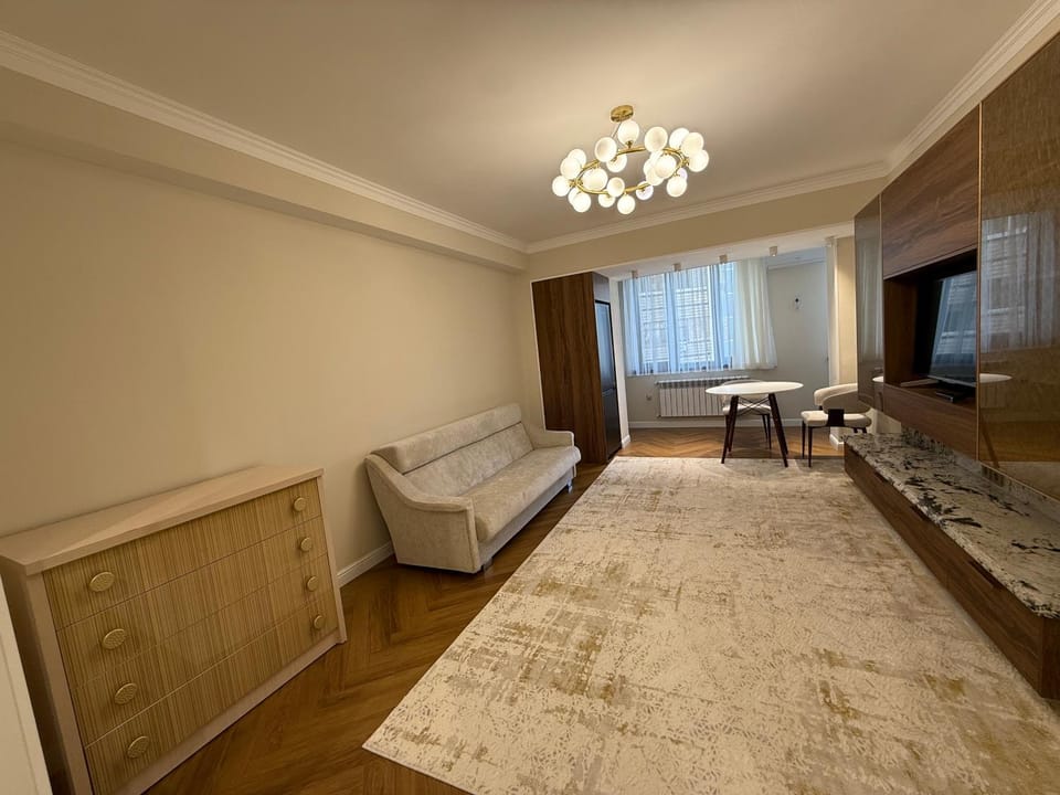 Communal lounge/ TV room, TV and multimedia, Seating area