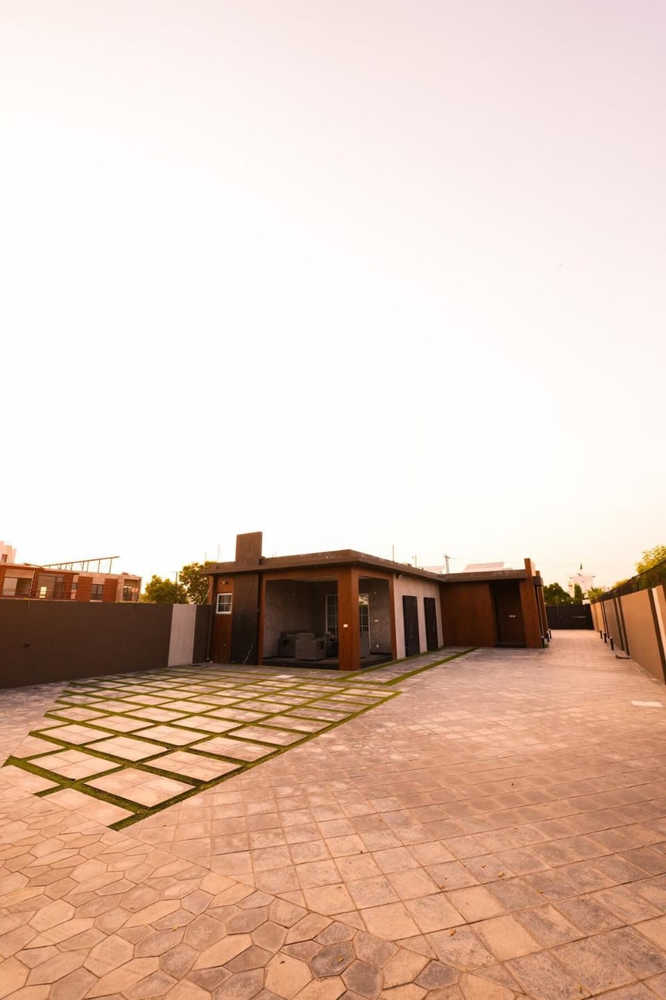 The Elysian Villa 2, 2BHK, 2Kanal Area Villa in Lahore