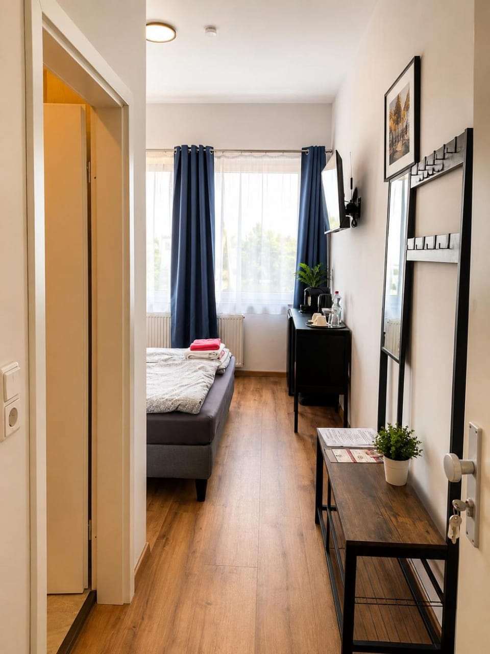 Photo of the whole room, wardrobe