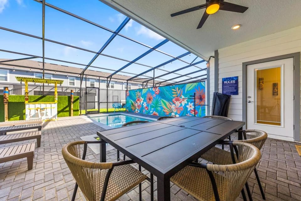 Spacious 5 Bed Villa with Pool Parkside Retreat House in Polk County