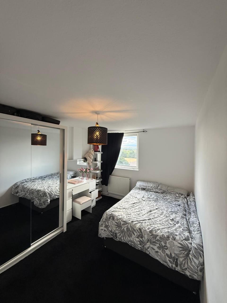 Modern Apartment in Orpington