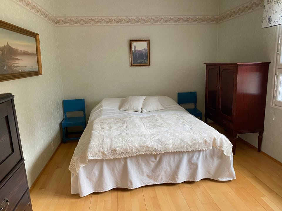 Bed, Photo of the whole room, Bedroom, wardrobe