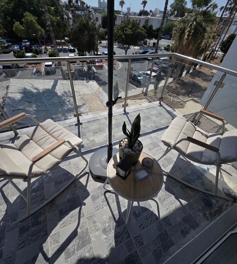 Homers Suite Apartment in Paphos