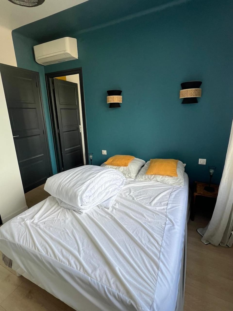 Appartement plein centre avec terrasse, bbq, clim Apartment in Nouvelle-Aquitaine