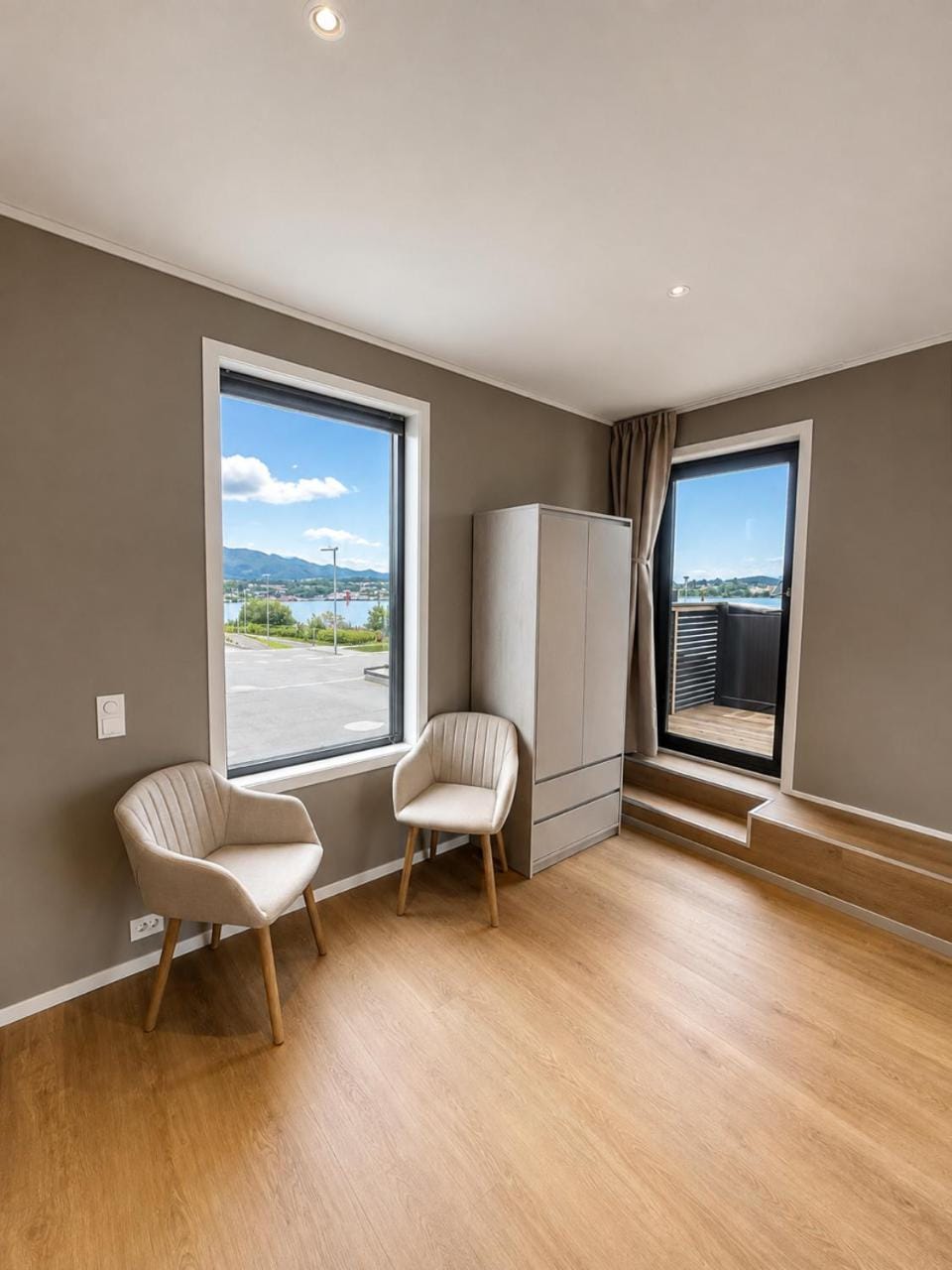 Newly built architecturally designed atrium house Villa in Trondelag