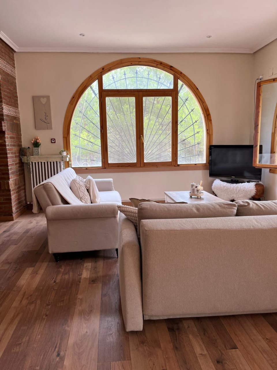 El Refugio de Lama Country House in Aragon