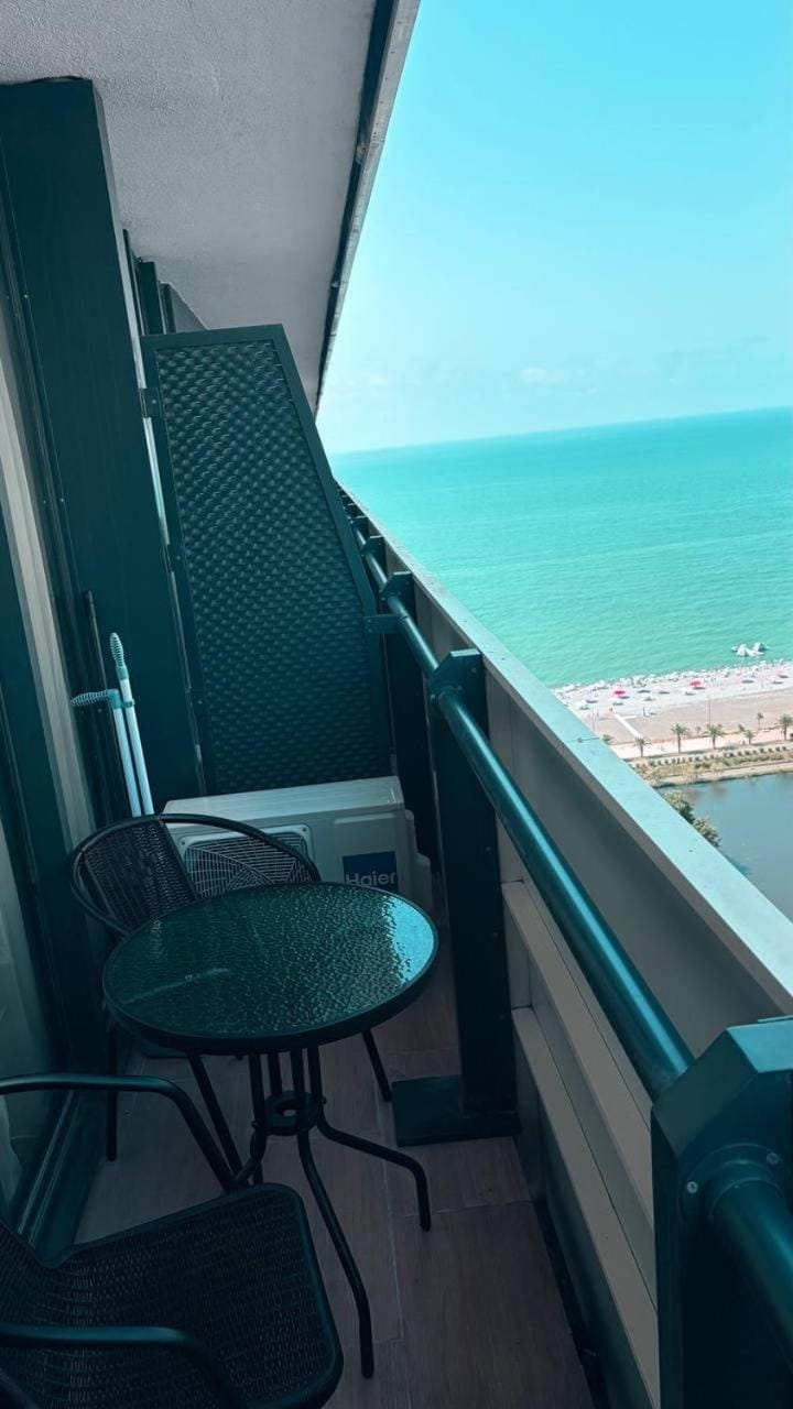 Апартаменты Orbi city 2844, 28-й этаж Apartment in Batumi