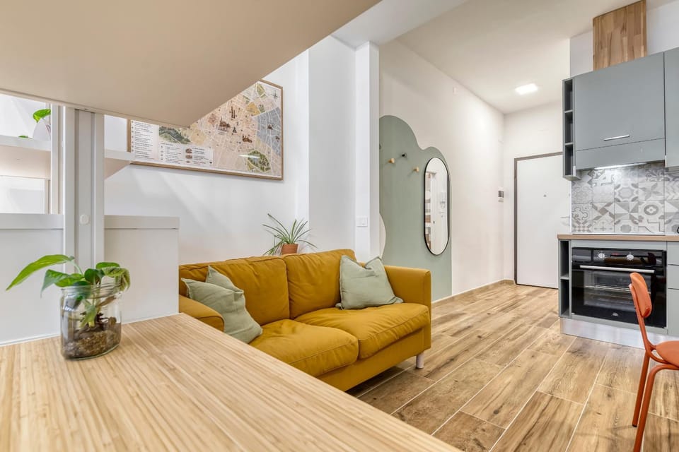 Kitchen or kitchenette, Living room, Seating area, Dining area, oven, stove