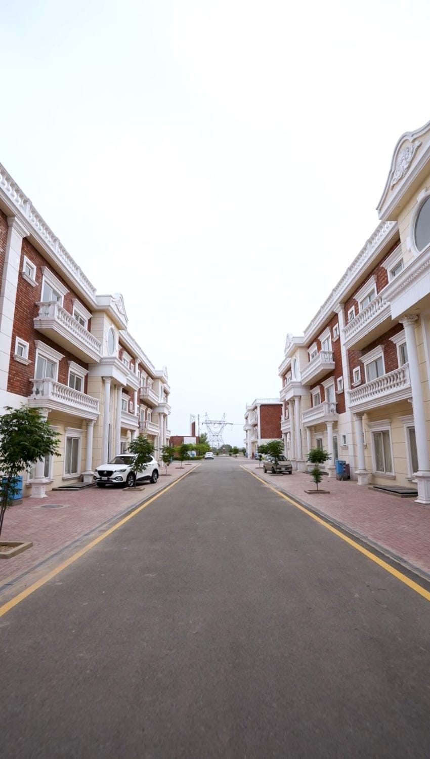 Luxury 2 BHK Apartment Near Lyallpur Galleria Apartment in Punjab