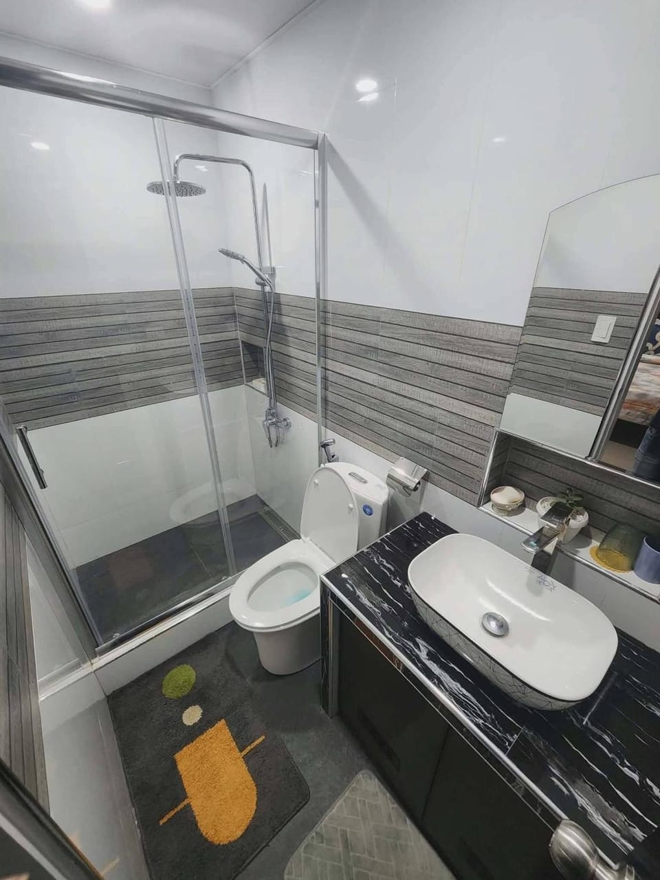 Bathroom, Bath
