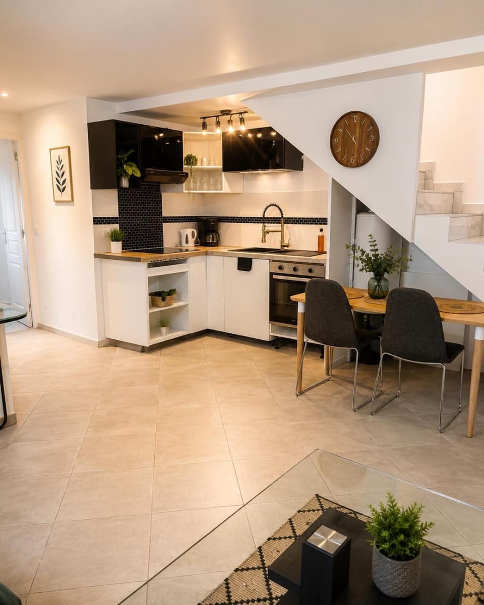 Appart Calm&Cosy -Orly 15mn- Apartment in Île-de-France