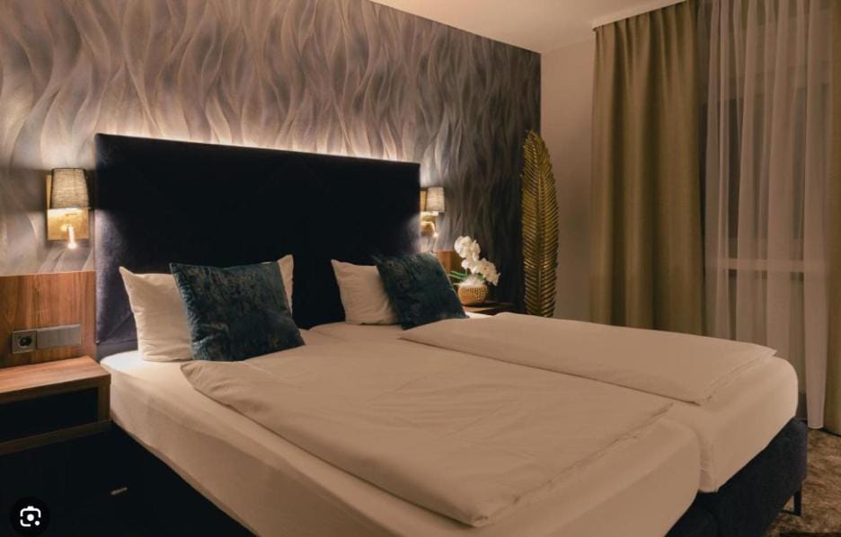 Hotel & Restaurant ROSE Frank Land, La Mama Elfriede Land Loungerie & Bar Neueröffnung ab 2027 Hotel in Baden-Württemberg