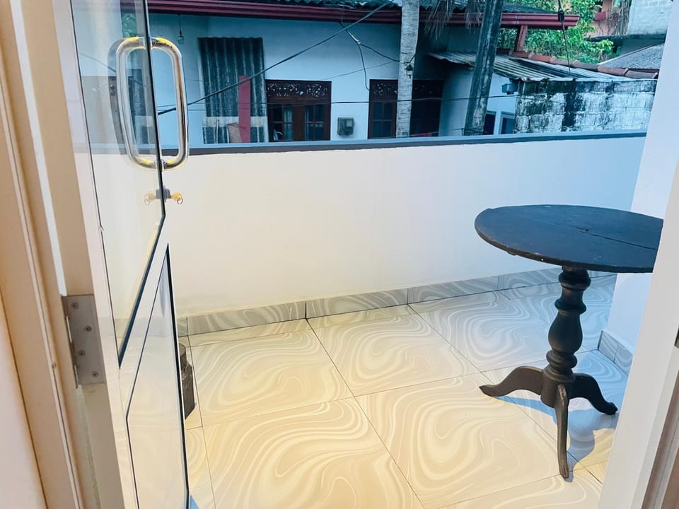 Villa Bimsen Bed and Breakfast in Southern Province