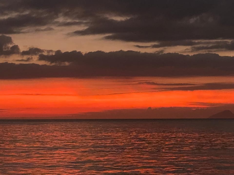 Paradise Corner with free kayaking and standup paddleboarding House in São Sebastião