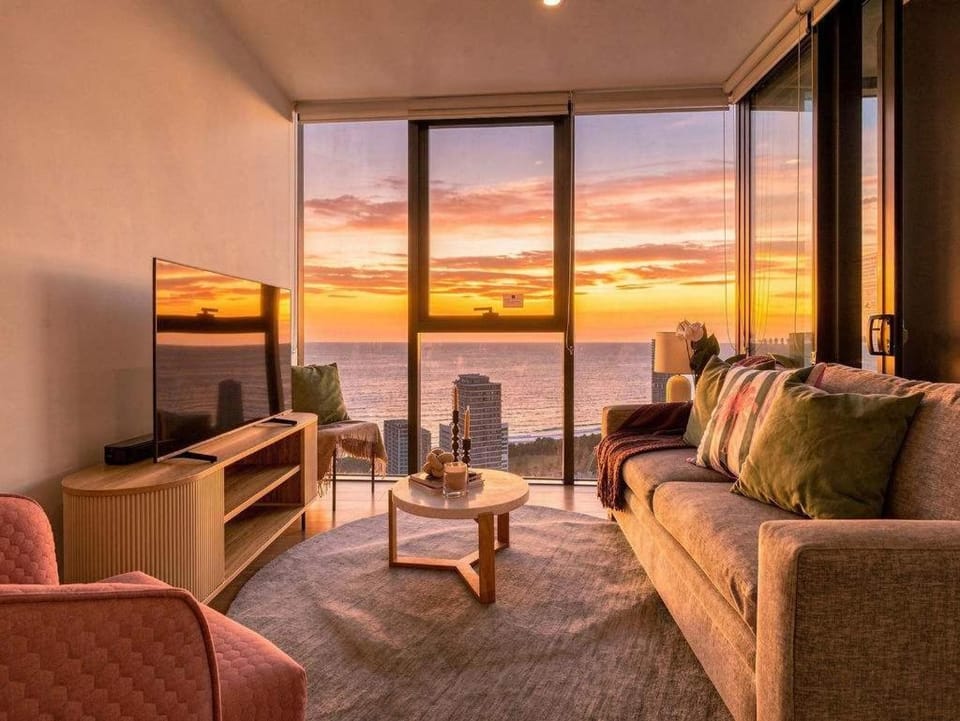 Natural landscape, Living room, Seating area, Sea view, Sunrise, Sunset