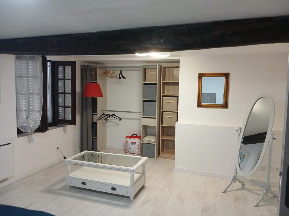 Maison de caractère au cœur de Saint Léonard de Noblat Apartment in Nouvelle-Aquitaine