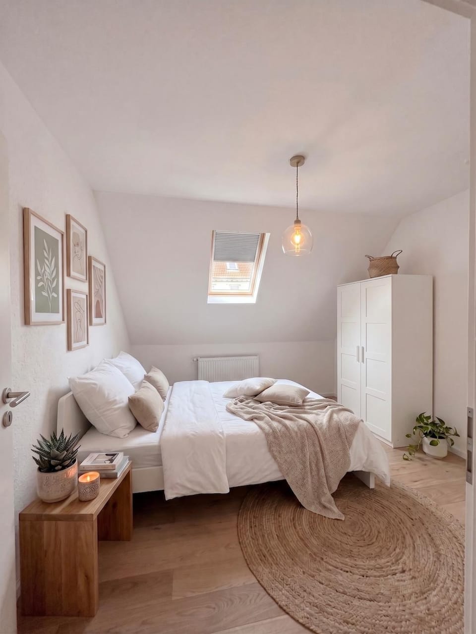 Groß & Modern - Dein Zuhause im Herzen Düsseldorfs Apartment in Neuss