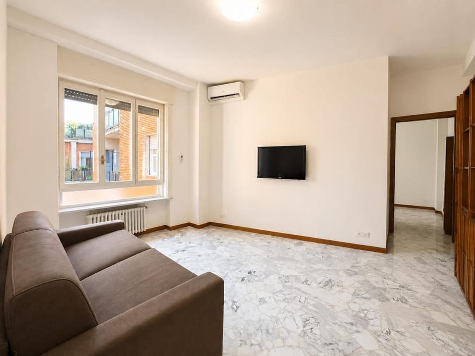Elegante Appartamento Stazione Centrale, Lima Apartment in Milan