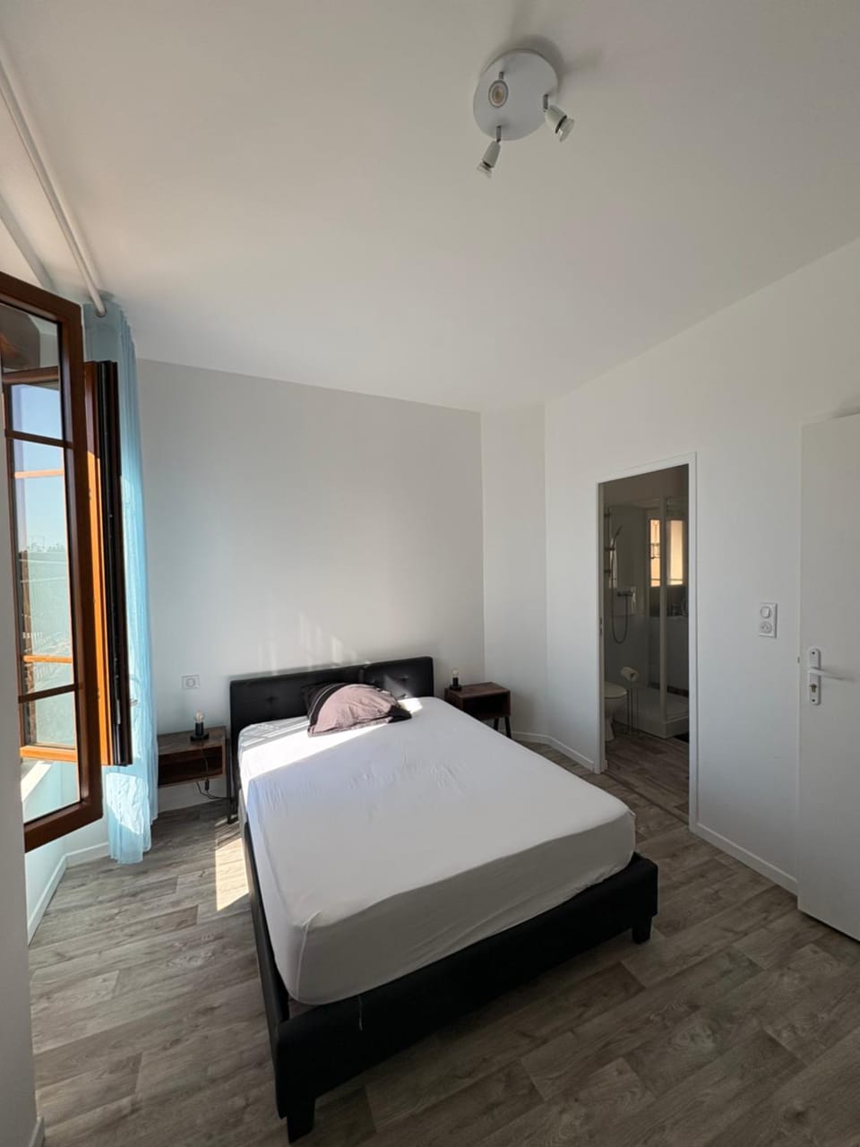 Chambre avec salle de bain privé Bed and Breakfast in Nouvelle-Aquitaine