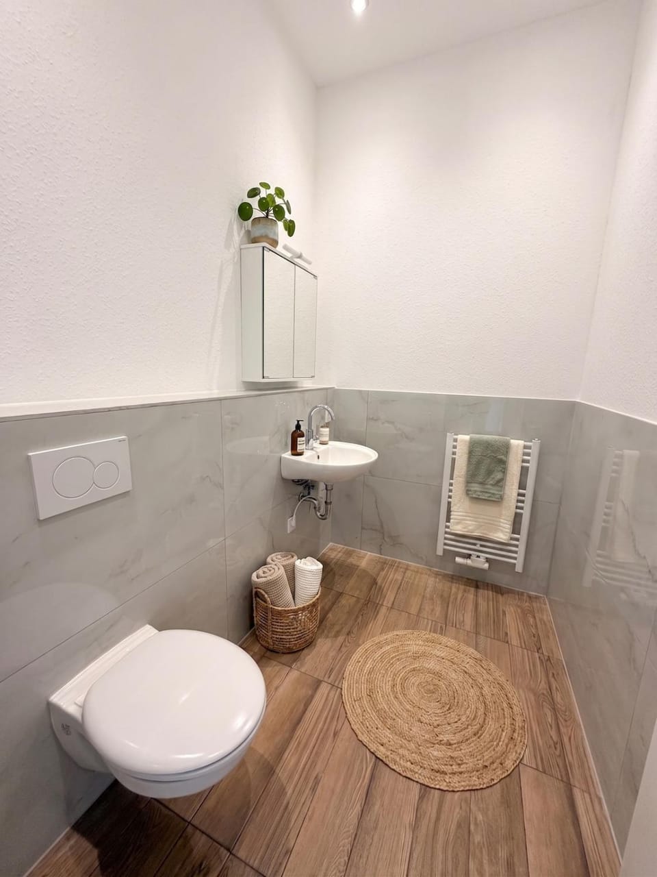 Moderne Wohnung im Zentrum von Düsseldorf Apartment in Neuss