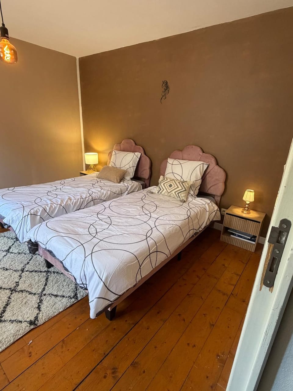 Chambre 2 lits simples Bed and Breakfast in Occitanie
