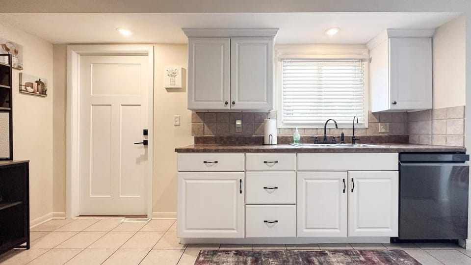 Private Suite in North Canton House in North Canton