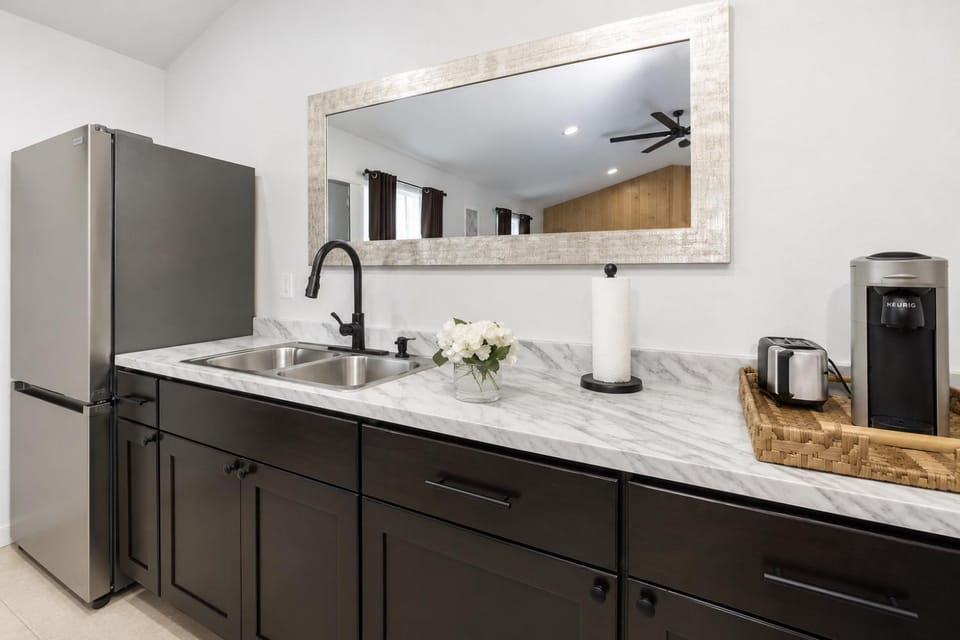 Coffee/tea facilities, Kitchen or kitchenette