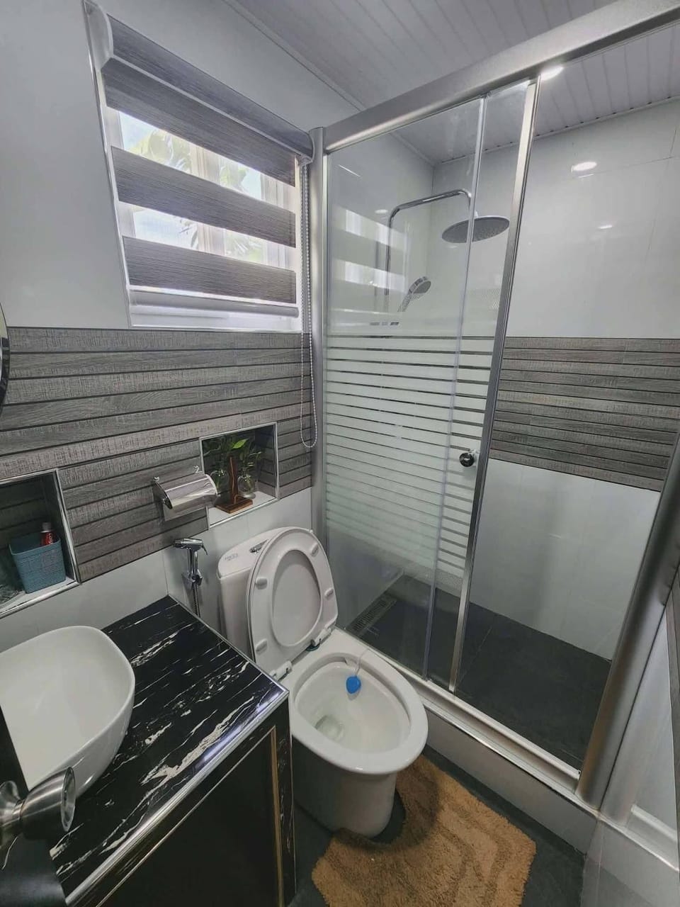 Bathroom, Bath