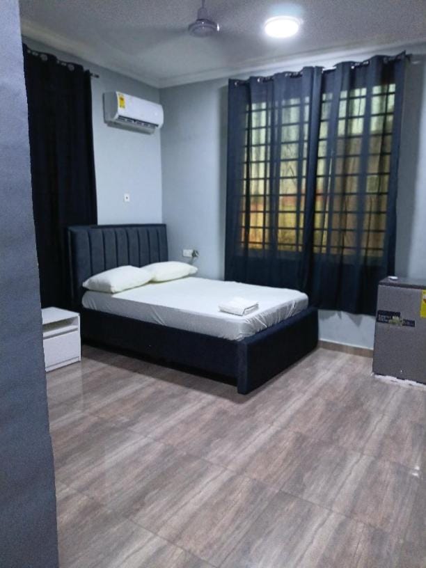 Emg inn Apartment in Accra