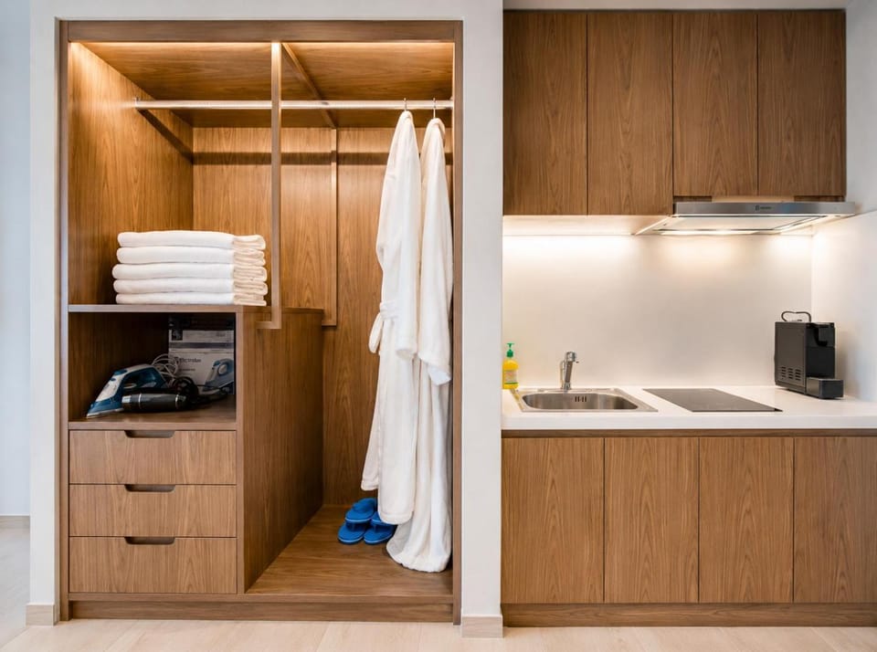 Kitchen or kitchenette, wardrobe
