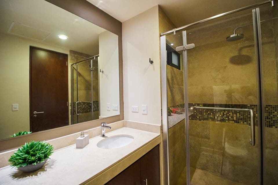 Suite in Aldea Zama, Work & Pool, Long Stays Apartment in Tulum