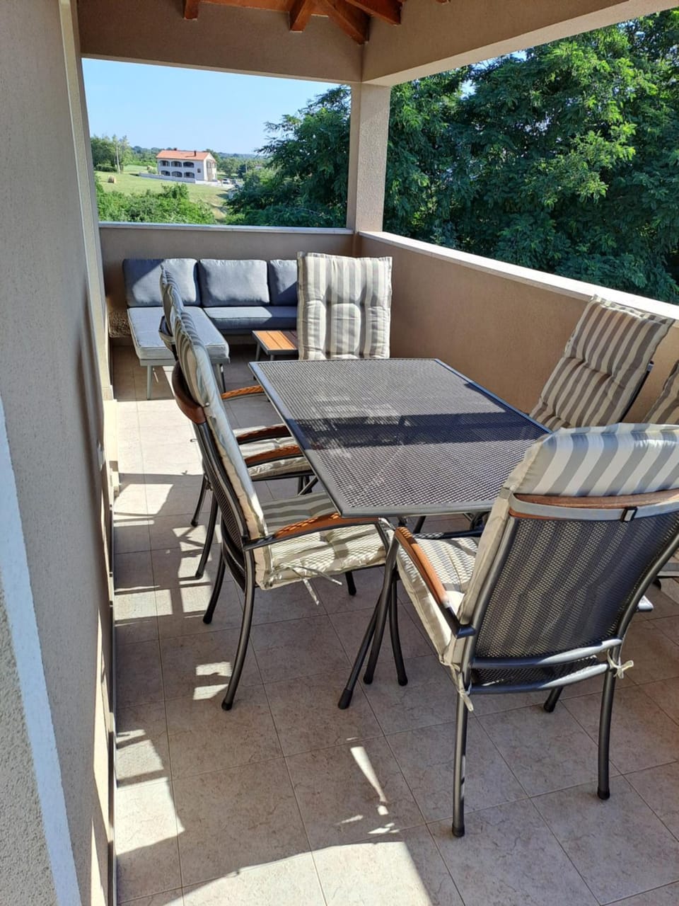 Patio, Day, Balcony/Terrace, Seating area