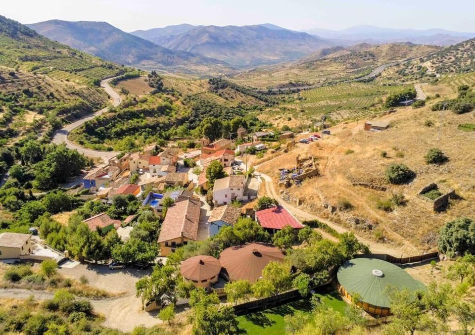 lacasatoya Aluenda Bed and Breakfast in Aragon