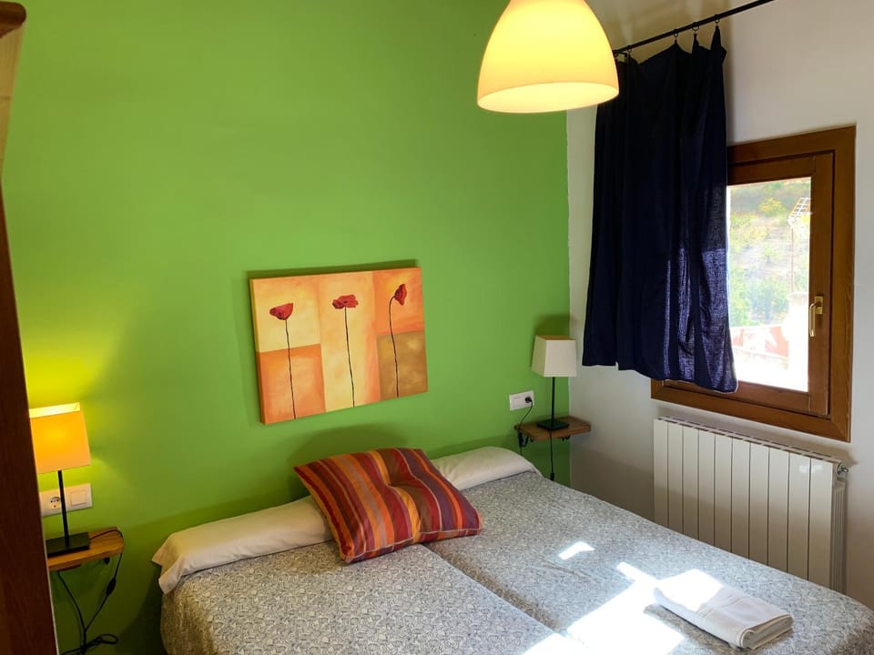 lacasatoya Aluenda Bed and Breakfast in Aragon