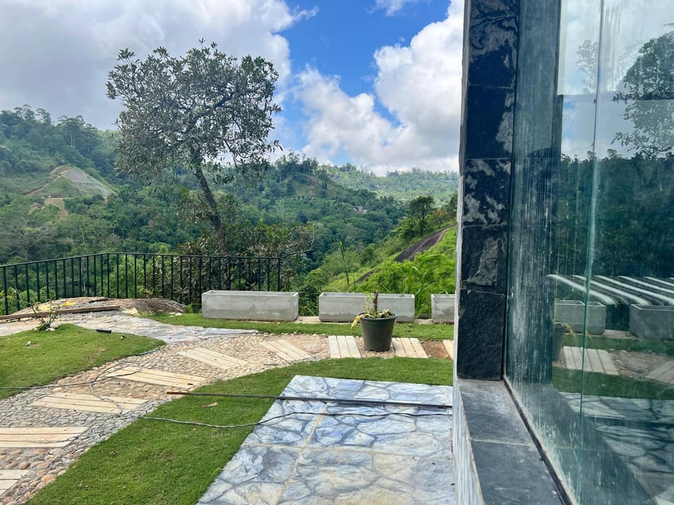 Sky Frame cottage Villa in Uva Province, Sri Lanka