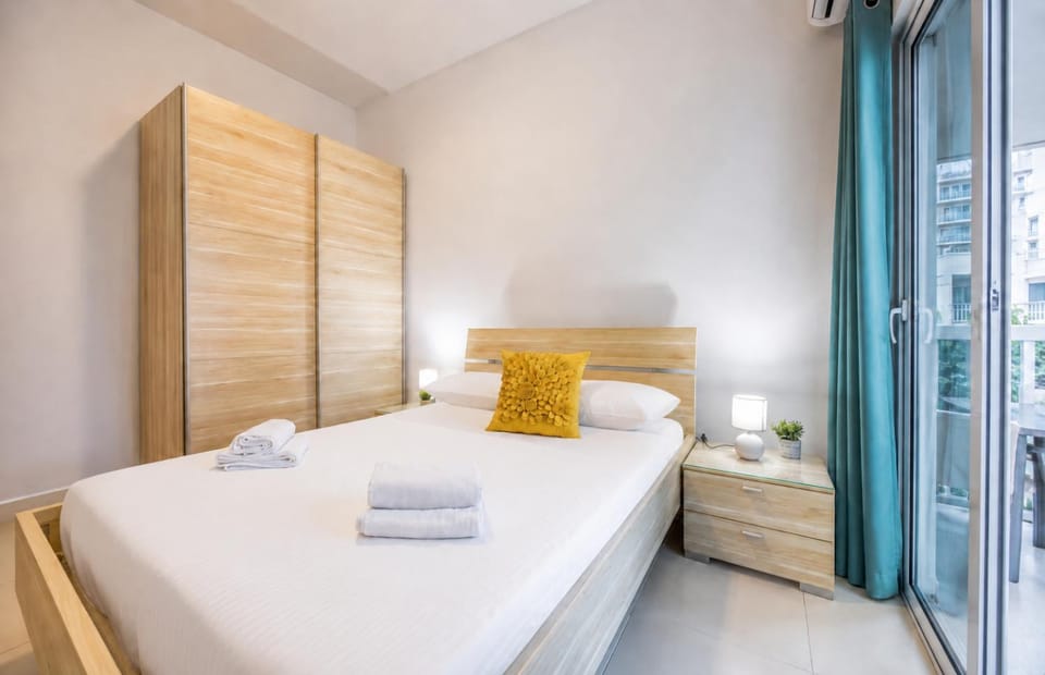 Bed, Photo of the whole room, Bedroom, towels, wardrobe