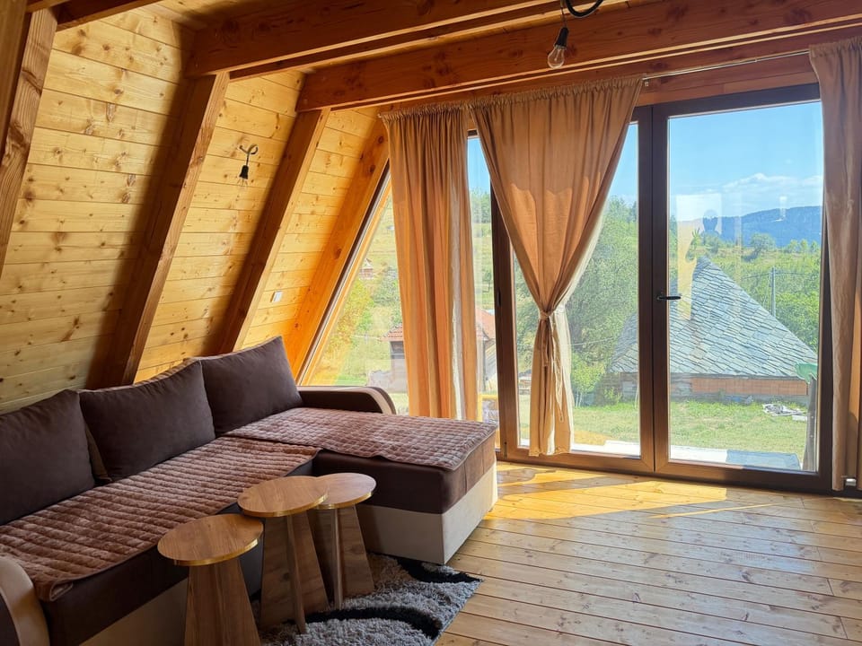 Vilina kućica Apartment in Zlatibor District, Serbia