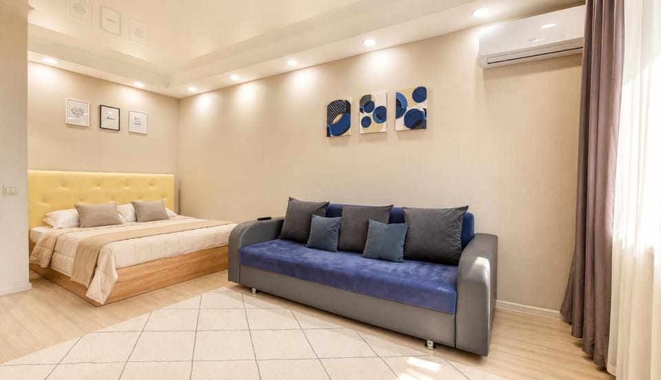 Bed, Photo of the whole room, Bedroom, air conditioner