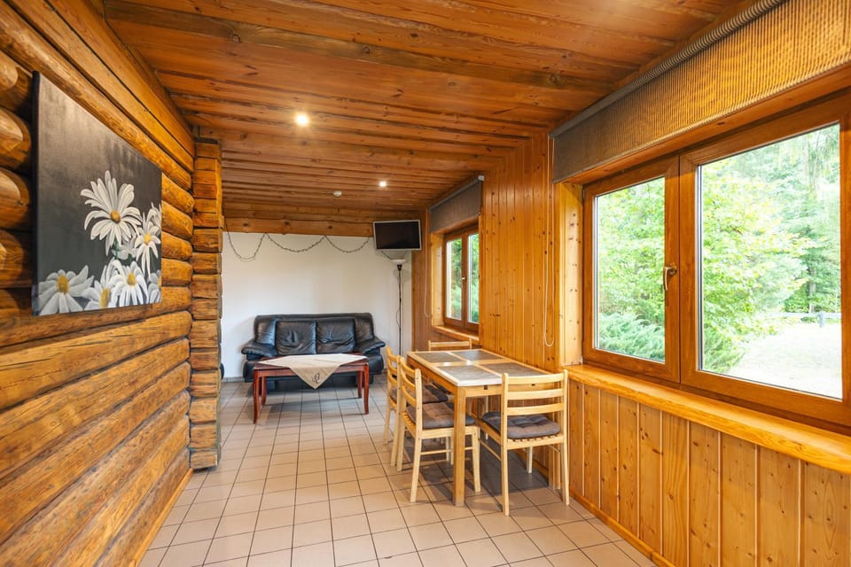 TV and multimedia, Kitchen or kitchenette, Seating area, Dining area