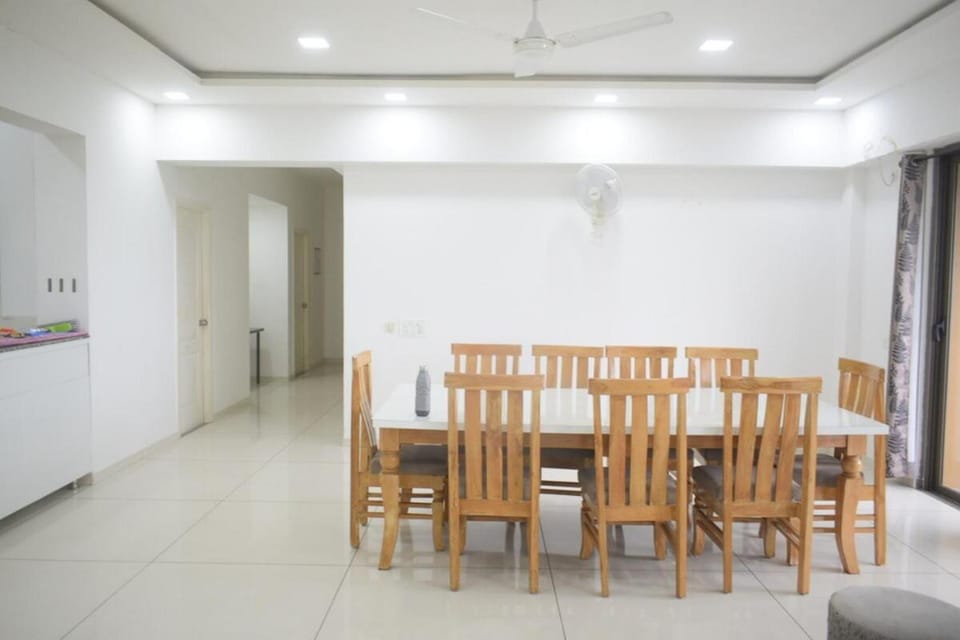 Luxurious appartment with all modern facilities Apartment in Ahmedabad