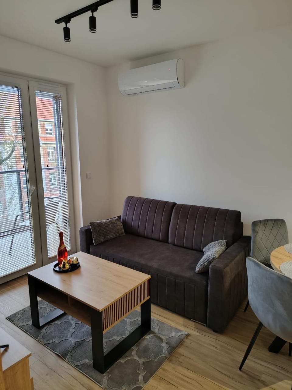 Noir2 Gniezno Apartment in Greater Poland Voivodeship