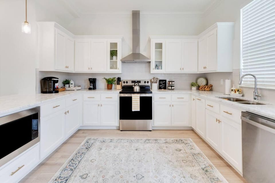 Coffee/tea facilities, Kitchen or kitchenette