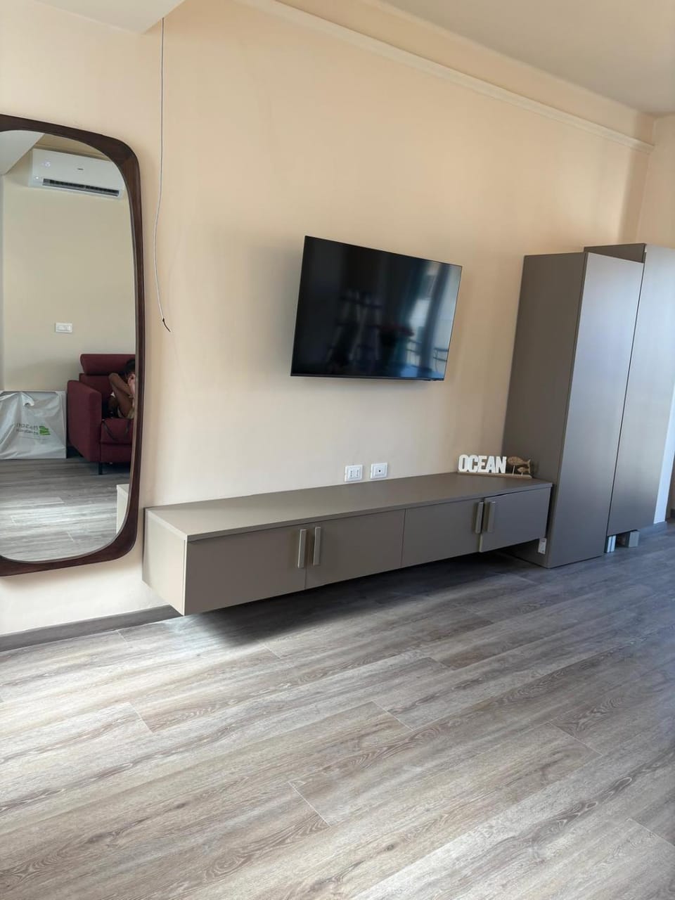 WELCOME RIVIERA-COLOMBO 12-102-totalmente rinnovato luglio 2026-3 camere da letto CIASCUNA CON CONDIZIONATORE -150 m dal centro - parcheggio a 20 euro al giorno da prenotare -parking at 20 euro per day if available Apartment in Rapallo